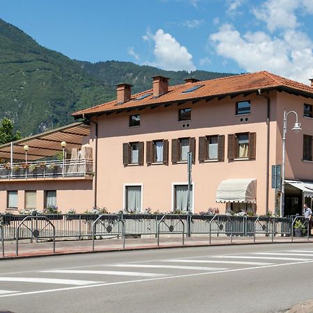 Appartamento Grande Al Ponte. Situato Vicino All'Ospedale, Al Parco E Al Centro Citta Тренто Екстериор снимка