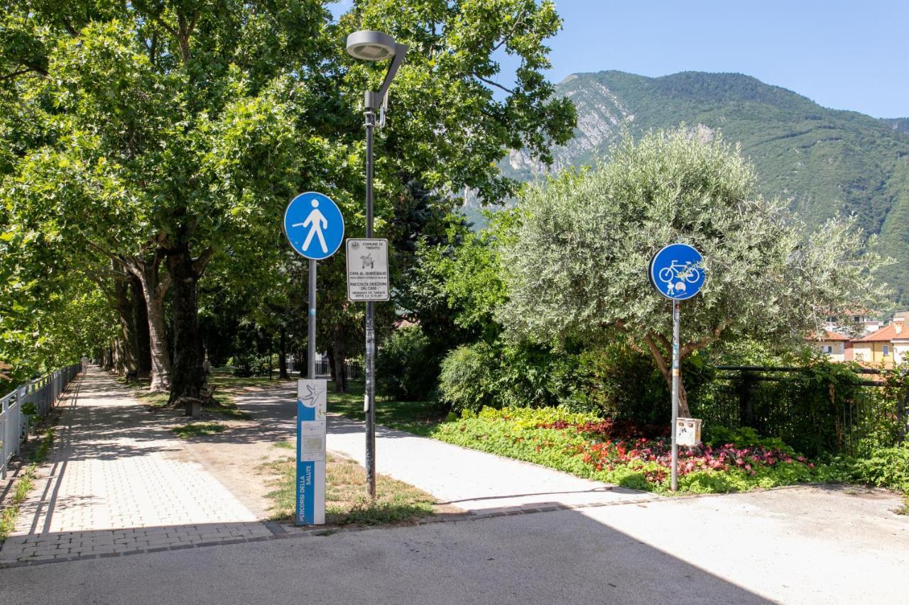 Appartamento Grande Al Ponte. Situato Vicino All'Ospedale, Al Parco E Al Centro Citta Тренто Екстериор снимка