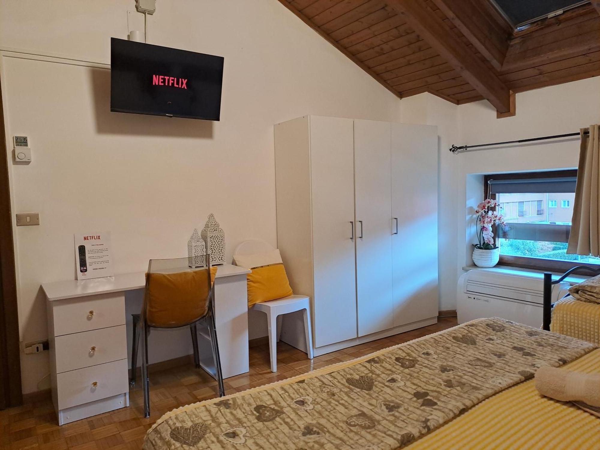 Appartamento Grande Al Ponte. Situato Vicino All'Ospedale, Al Parco E Al Centro Citta Тренто Екстериор снимка